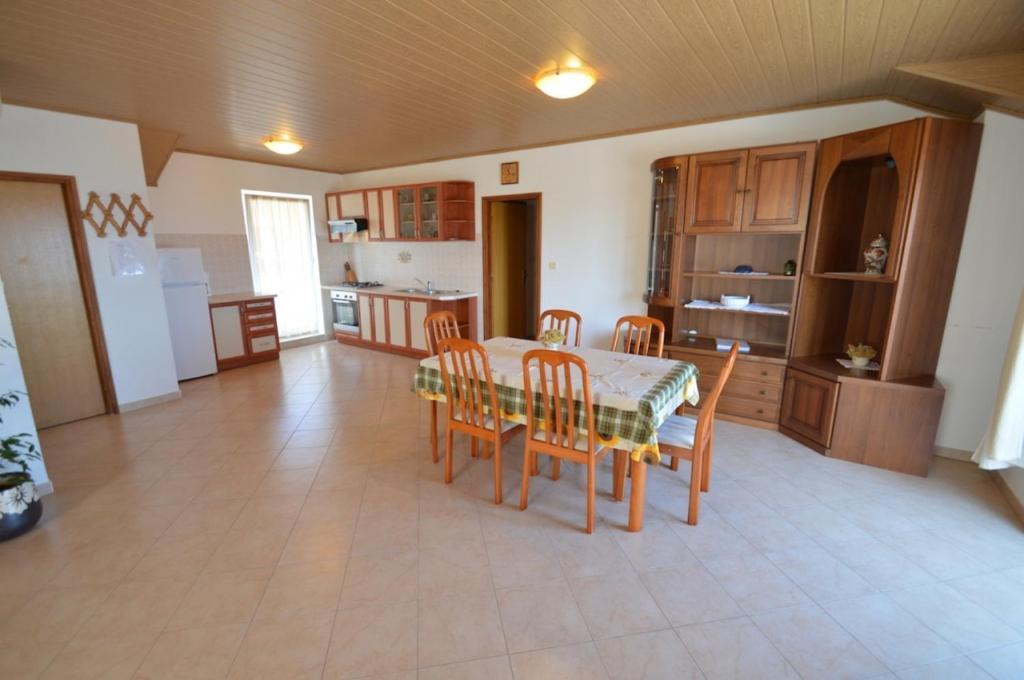 Apartments Mali Losinj Exterior photo