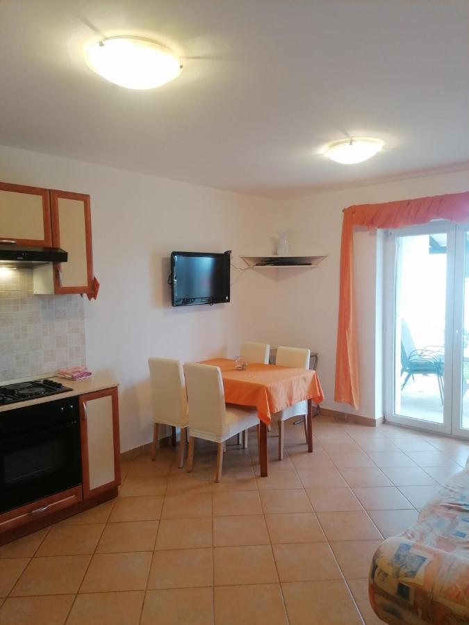 Apartments Mali Losinj Exterior photo